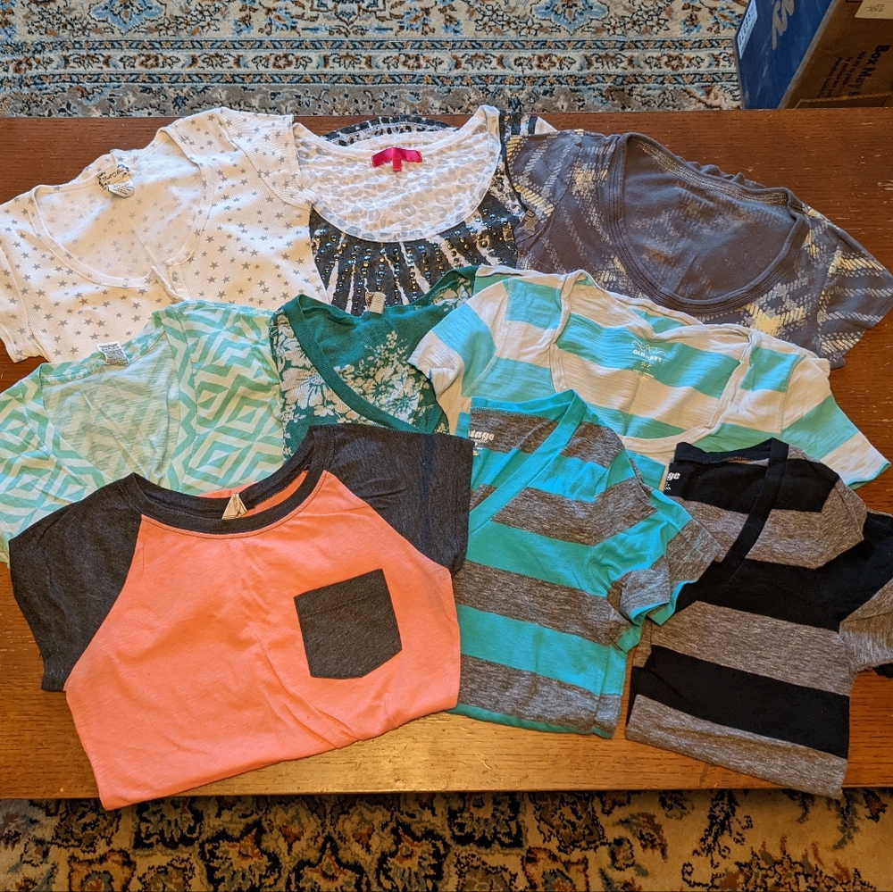 Lot of 9 tees